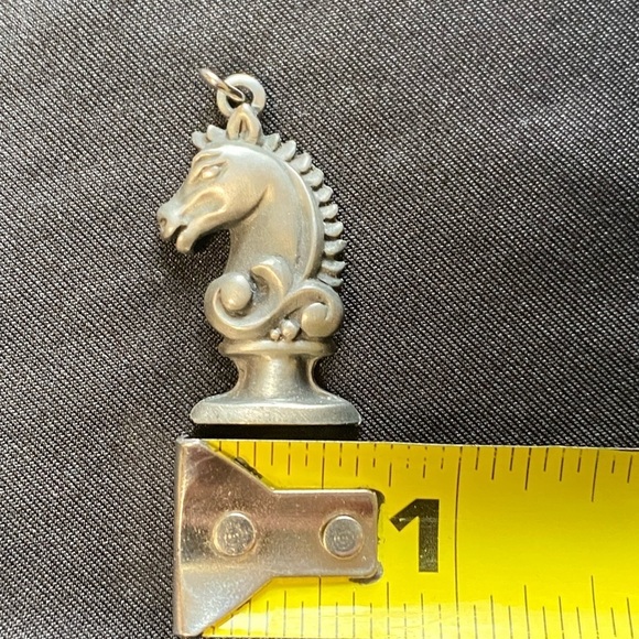Michele Lynn Knight Chess Pendant, Vintage, Metal - Picture 7 of 7